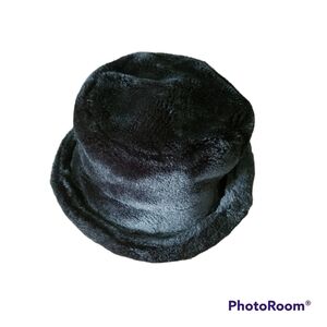 Danier Hat